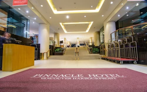 Pinnacle Hotel Harbourfront, Lobby