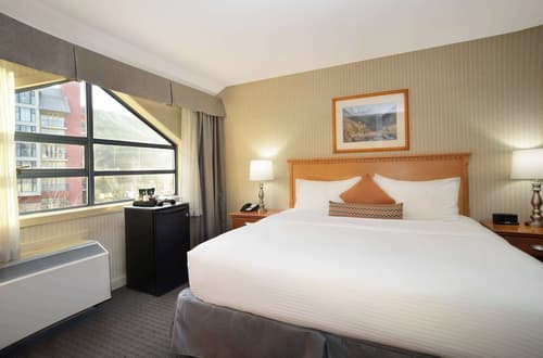 Listel Whistler, a Coast Hotel, Room