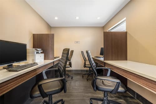 Best Western Plus Burnaby Hotel, Business center