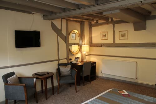 Legacy Rose and Crown Hotel, Room