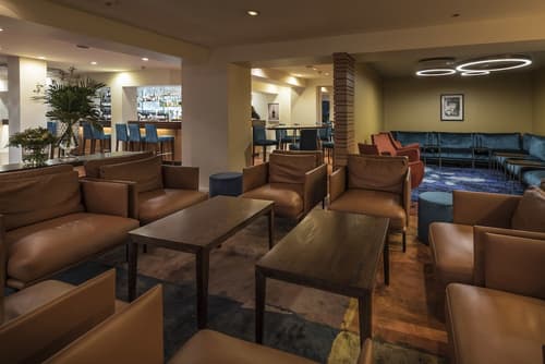 The George Christchurch, Lobby sitting area