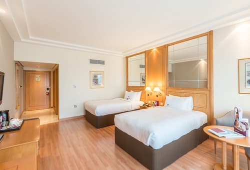 Millennium Downtown, Room