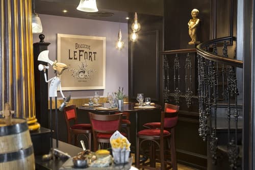 Warwick Grand-Place Brussels, Restaurant