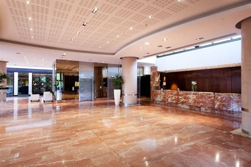 Hilton Strasbourg, Reception