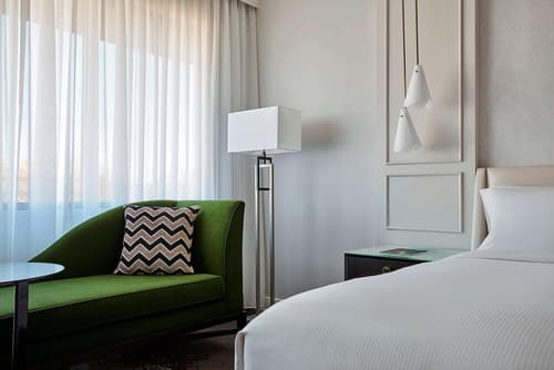 Charlotte Marriott SouthPark, Room