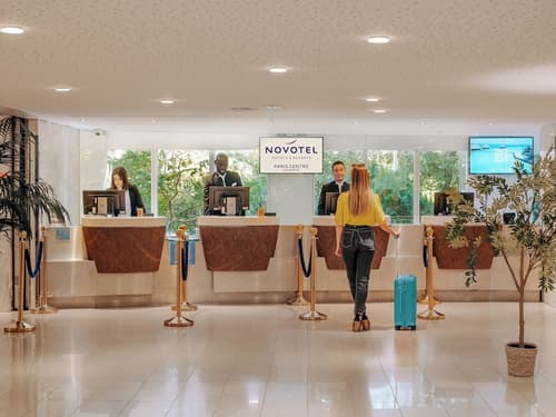 Novotel Paris Centre Tour Eiffel, Reception