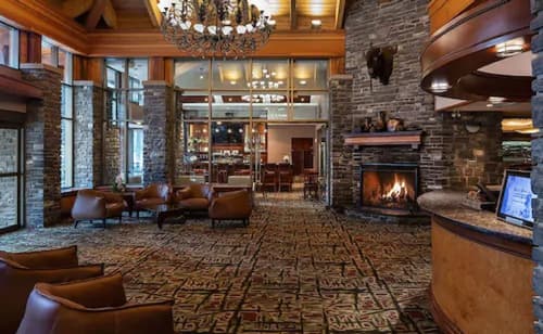 Royal Canadian Lodge, Lobby