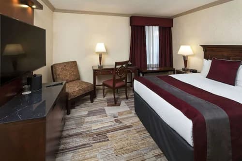 Royal Canadian Lodge, Room