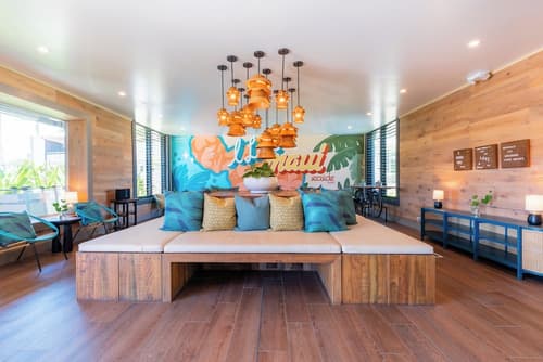 Maui Seaside Hotel, Lobby