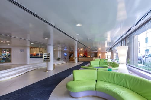 Albani Hotel Roma, Reception