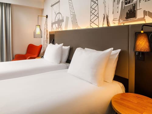 Mercure Cardiff North Hotel, Room