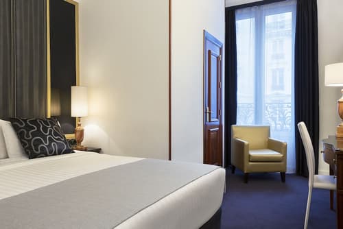 Melia Paris Champs-Elysées, Room