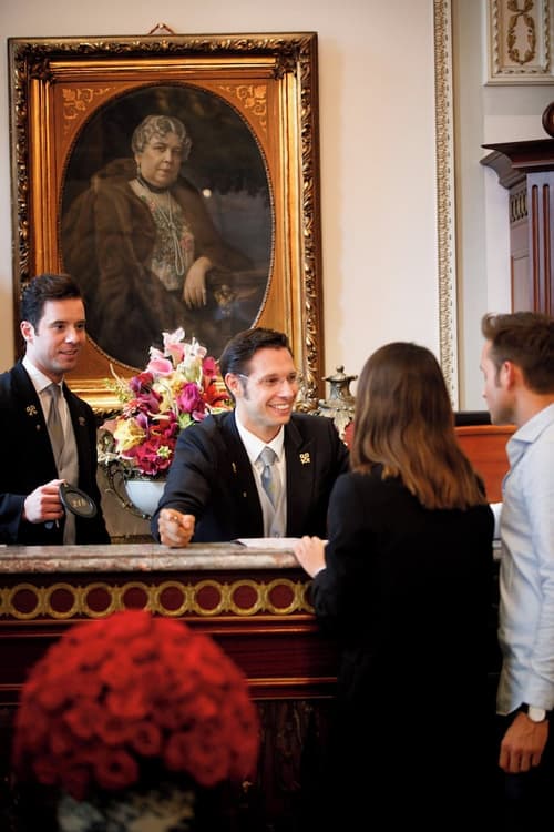 Hotel Sacher Wien, Concierge desk