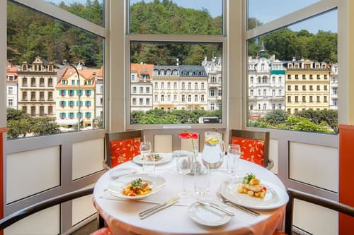 Dvorak Spa & Wellness, Dining