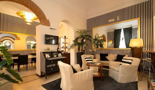 De La Pace, Sure Hotel Collection by Best Western, Lobby