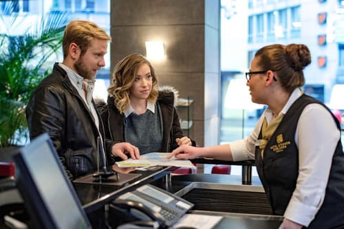 Hotel Sternen Oerlikon, Interior entrance