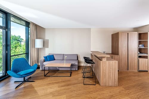 NH München Unterhaching, Primary image