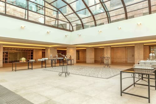 Grand Hyatt Amman, Lobby