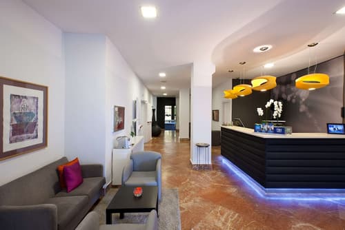 NH Avenida Jerez, Reception