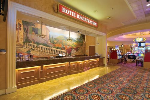 Suncoast Hotel and Casino, Reception
