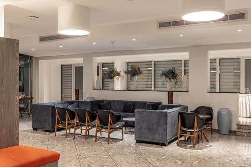 Park Beach Hotel, Lobby sitting area