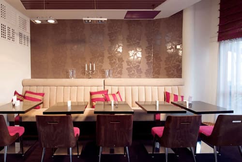 Home Hotel Arcticus, Dining