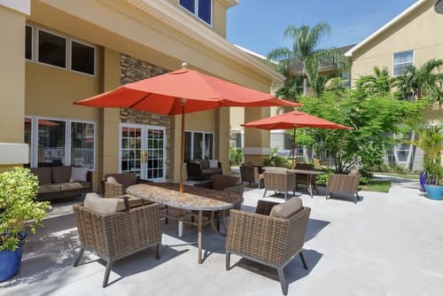 Homewood Suites by Hilton - Fort Myers, Terrace/patio