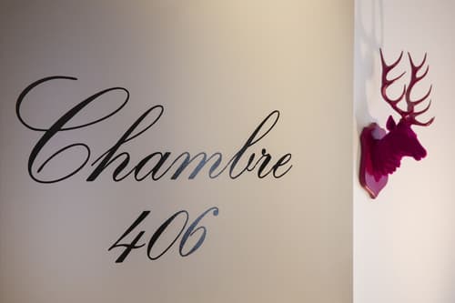 Hotel Mademoiselle, Room