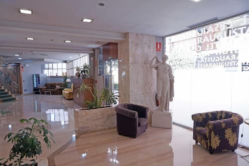 Hotel Cesaraugusta, Lobby