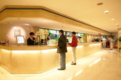 Jianguo Hotel Shanghai, Reception