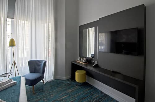 K Hotel Kensington, Room