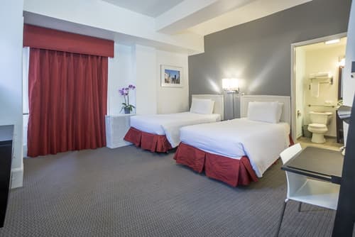 Grant Plaza Hotel, Room