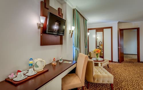 Best Western Plus Khan Hotel, Room