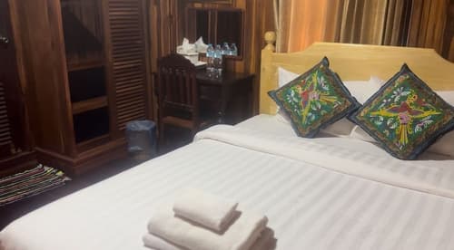 Luang Prabang Province, Room