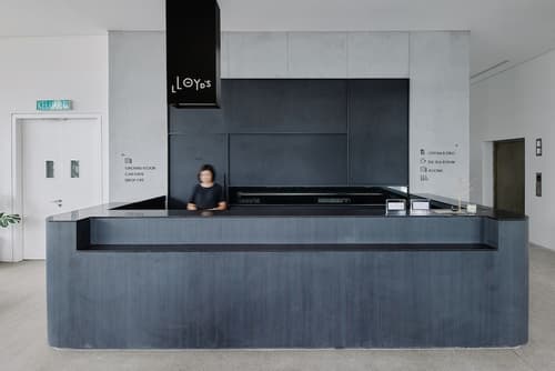 Lloyd's Inn Kuala Lumpur, Reception