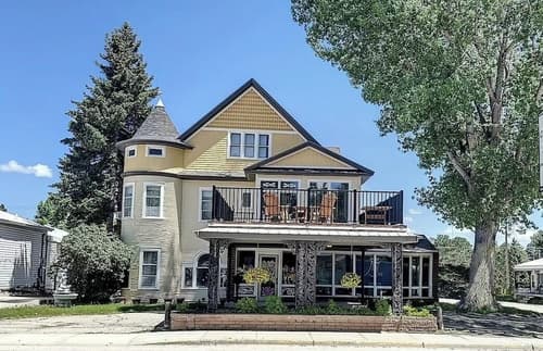 The Boho Buffalo Inn, Primary image