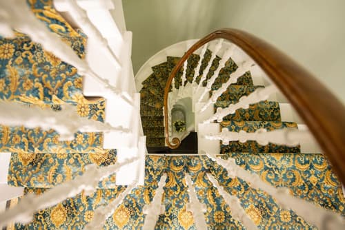 Pentland, Primary image