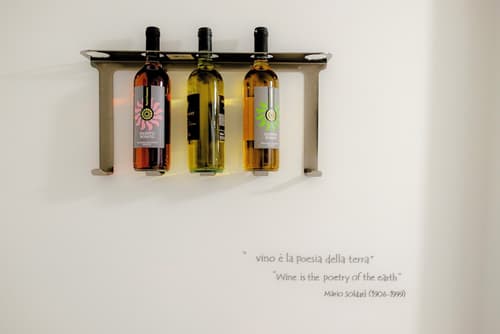 Airport bari deluxe, Living area