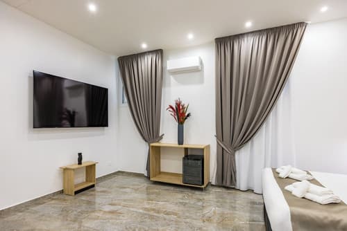 Borgo Casanova, Room