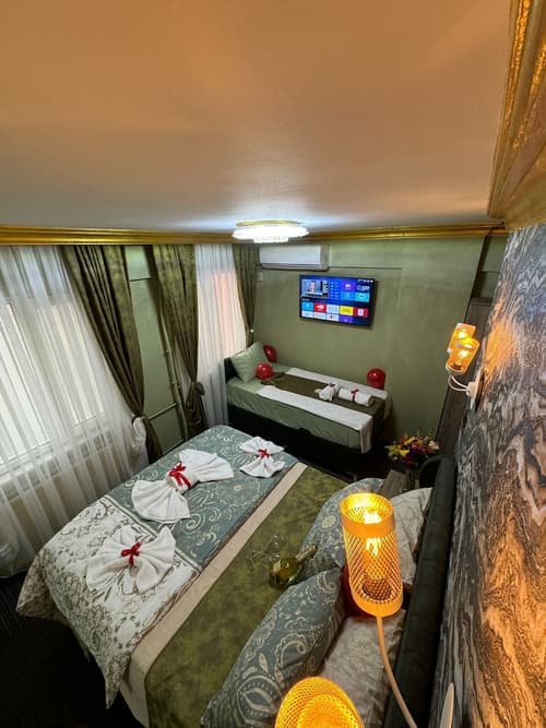 Gur Royal Hotel, Room