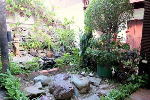 Phousi Guesthouse, Garden