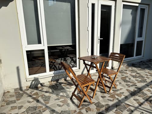 New Pera, Terrace/patio