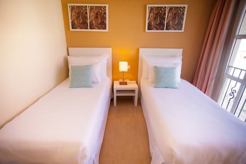 Coral Los Silos - Your Natural Accommodation Choice, Room