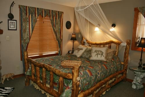 The Lodge at Grant's Trail, Room