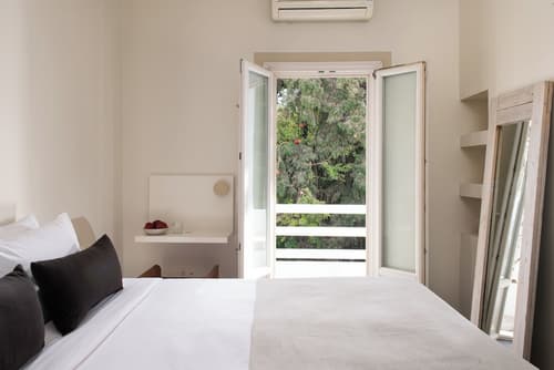 Terra Maria, Primary image