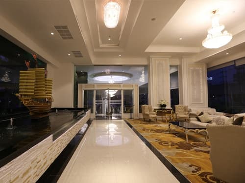 The Bazaar Hotel, Lobby