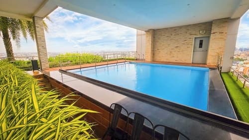 The Bazaar Hotel, Private pool