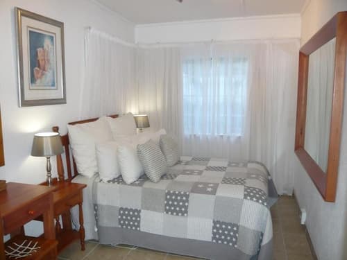 Dusk to Dawn Guesthouse, Room