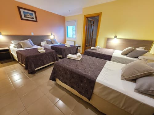 Vertical Lodge, Room