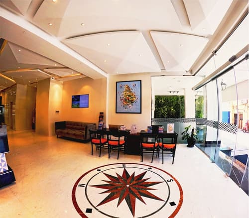 Fairway Colombo - Sri Lanka's First Hotel With Robot Technology, Reception